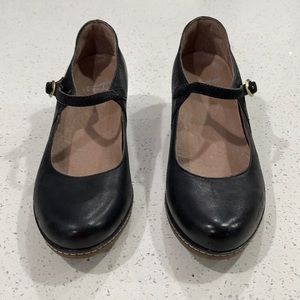 Dansko Mary Jane Wedge, Women’s Size 35